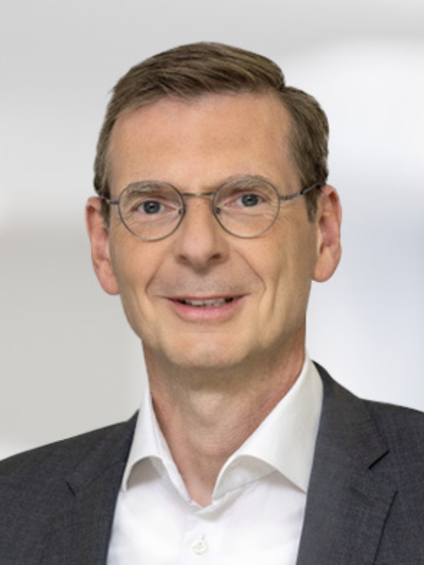 Portrait of Prof Dr Jan Akkermann, CEO Sub Group Europe